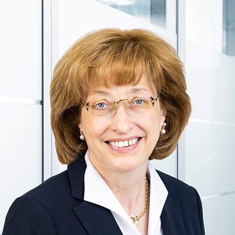 Christine Ritz, Diplom-Betriebswirtin (FH), Steuerberaterin, Fachberaterin für Unternehmensnachfolge, Fulda